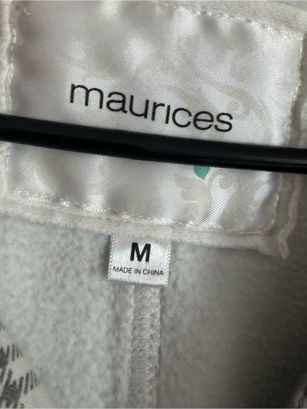 5/$30 Maurices Ivory and Gray Plaid Double-Breasted Peacoat - Picture 4 of 6